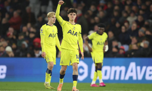 Archie Gray ghi bàn, Tottenham thắng Crystal Palace 1-0