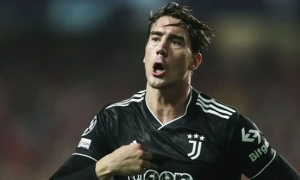 Barca tiếp tục theo đuổi Dusan Vlahovic