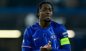 Chuyển nhượng Chelsea: Disasi chọn AS Roma, Dortmund chờ thời