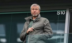 Joe Cole tiết lộ về lời hứa tiền thưởng không thực hiện của Abramovich