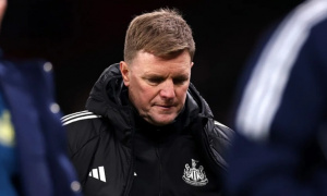 Eddie Howe an toàn, Newcastle cân nhắc chuyển nhượng