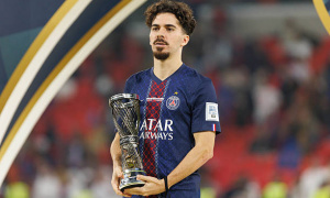 Vitinha tiết lộ thần tượng Modric và Iniesta