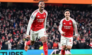 Arsenal vững mạnh nhờ sự trở lại của 'hòn đá tảng' Gabriel Magalhaes
