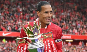 10 cú áp phe mùa Đông vĩ đại nhất: Từ Van Dijk tới Vidic