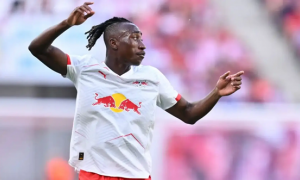 MU tranh sao 100 triệu euro với Bayern, PSG