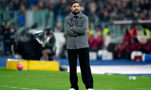 Chelsea sa thải Maresca, Crook nhận định về ứng viên Fabregas