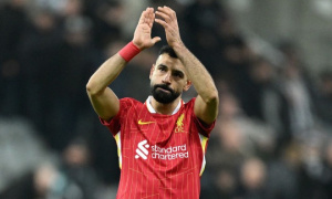 'Big Sam' tin Liverpool bán Salah nếu được giá
