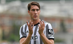 Vlahovic muốn gia nhập Barca thay Lewandowski