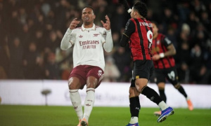 Gabriel chuyền hỏng sơ đẳng biếu bàn cho Bournemouth