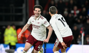 Merson tin Arsenal mang dáng dấp MU thời Sir Alex