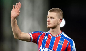 Liverpool tăm tia Adam Wharton phòng hờ Gravenberch ra đi