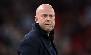 Slot ước có thể tung 8 tiền đạo khi Liverpool hòa Fulham