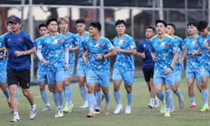 U23 Việt Nam mất Vĩ Hào, 'thần đồng' Lê Phát có vé phút chót