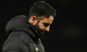 Thay tướng nhưng Man Utd khó đổi vận dưới thời Sir Jim