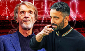 Ratcliffe trả giá vì biến Man United thành 'lò xay' HLV