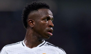 Fabrizio Romano lên tiếng về tin đồn Vinicius tới Chelsea