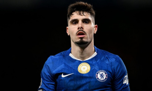 Rosenior cần mạnh tay loại Neto khỏi cánh trái