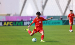 HLV Polking ngỡ ngàng trước màn lột xác của U23 Việt Nam