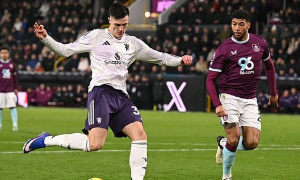 Man Utd lột xác hàng công nhưng vẫn tử huyệt hàng thủ thời Fletcher