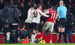 Roy Keane gọi hành động của Martinelli là nỗi xấu hổ