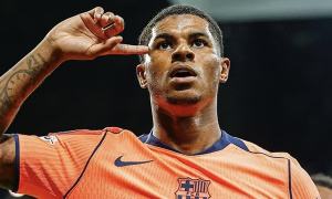 Barca chi 30 triệu euro mua đứt Rashford