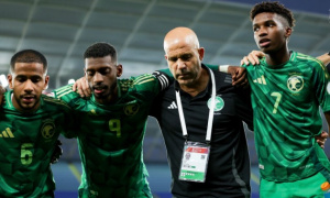 HLV Saudi Arabia tuyên bố buộc phải thắng U23 Việt Nam