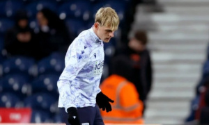 Hull City đàm phán mượn Toby Collyer từ MU