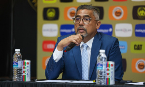 Malaysia đưa Azman Rahman trở lại sau bê bối nhập tịch