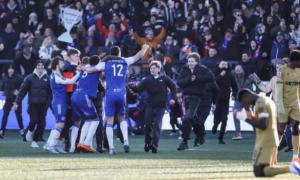 Thua đội nghiệp dư là vết nhơ lịch sử của Crystal Palace