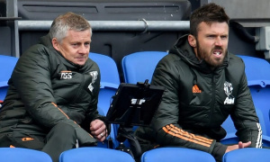 Carrick tái xuất MU với điểm tựa 10 ngày rực rỡ