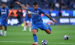 Barcelona chốt mượn Joao Cancelo phút chót