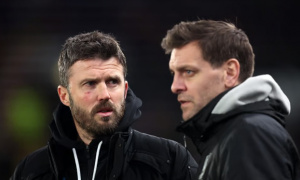 Carrick bất chấp quá khứ với Leeds để chọn Woodgate cứu MU