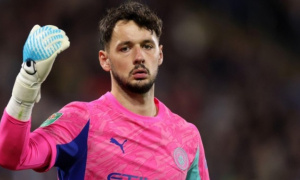 Pep chọn James Trafford bắt chính trận Man City đấu Newcastle