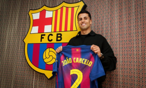 CHÍNH THỨC: Barcelona tái hợp Cancelo, được trao số áo huyền thoại
