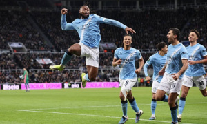 Semenyo nổ súng, Man City đặt một chân vào chung kết EFL Cup