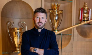 Carrick nhận lệnh đưa MU trở lại Champions League