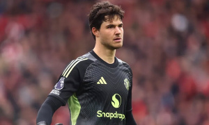 Meulensteen đánh giá thủ môn số 1 của MU chưa đủ tầm bắt chính