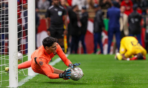 Bounou hóa người hùng, Morocco hạ Nigeria sau loạt đấu súng