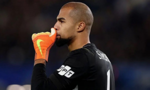 Rosenior nhận trách nhiệm vụ Sanchez mắc lỗi trước Arsenal