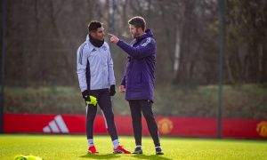 Đấu Man City, Carrick chỉnh đốn Casemiro và bài toán 2 sao AFCON