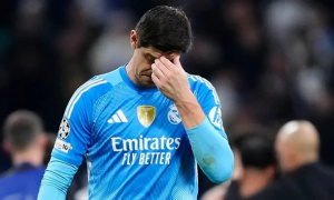 Arbeloa yêu cầu Courtois hạn chế phất bóng dài