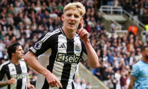 Arsenal nên tàn nhẫn loại Martinelli để đón Gordon