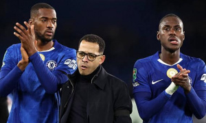 Chelsea cấp cho Rosenior điều Maresca khao khát