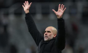 Pep Guardiola thận trọng trước ẩn số Michael Carrick