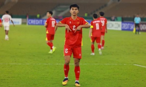 Lê Phát đền đáp niềm tin của HLV Kim Sang-sik