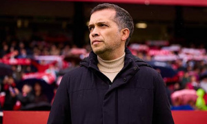 HLV Levante bác bỏ tin Real Madrid khủng hoảng