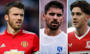 MU có thể nhắm 4 'tiểu Carrick' để cứu vãn hàng tiền vệ