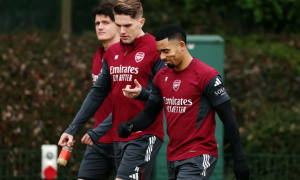 Jesus ra tay giúp Gyokeres vượt khủng hoảng