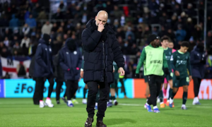 Pep Guardiola lộ vẻ bất ổn giữa tin đồn rời Man City