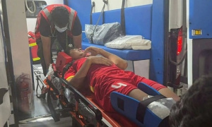 Trung vệ Hiểu Minh nói lời gan ruột sau chấn thương đứt dây chằng